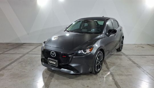 Mazda • Mazda 2