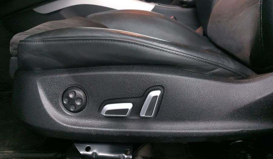 Audi A4 1.8 TFSI SPORT LMT EDITION MULTITRONIC Sedan 2016