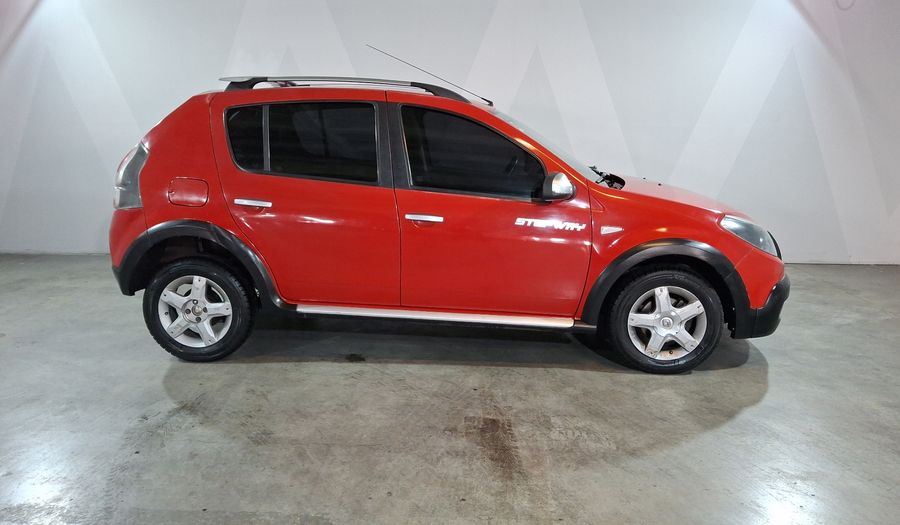 Renault Stepway 1.6 DYNAMIQUE MEDIA NAV MT Hatchback 2014