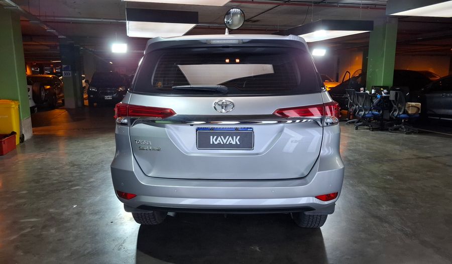 Toyota Sw4 2.8 TDI SR 4WD Suv 2022