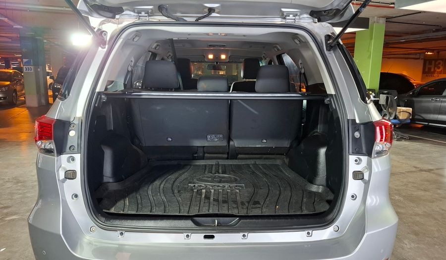 Toyota Sw4 2.8 TDI SR 4WD Suv 2022