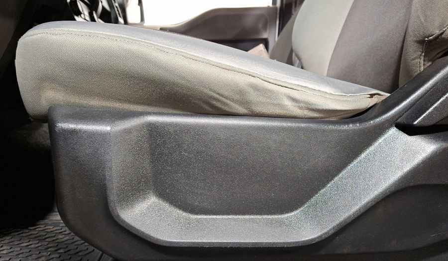 Ford F-150 3.3 XL REG CAB 4X2 V6 AUTO Pickup 2018