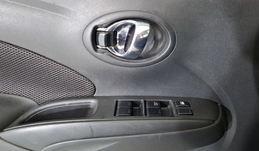 Nissan Versa 1.6 ADVANCE Sedan 2018