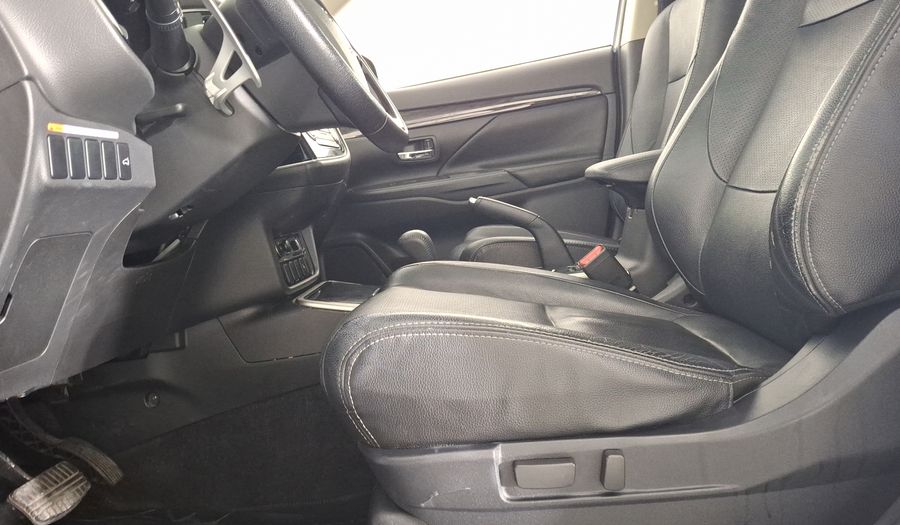 Mitsubishi Outlander 2.4 LIMITED Suv 2017