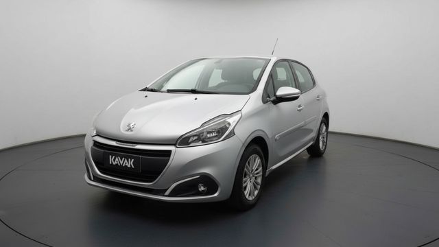 Peugeot • 208