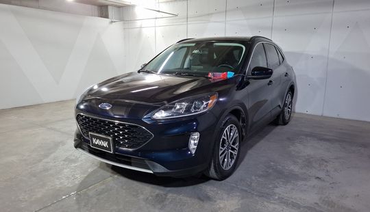 Ford • Escape