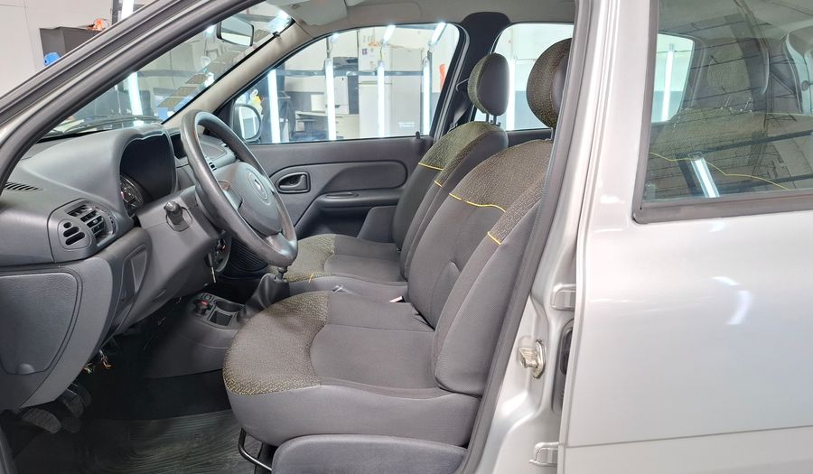 Renault Clio 1.1 MIO EXPRESSION PACK II MT Hatchback 2013