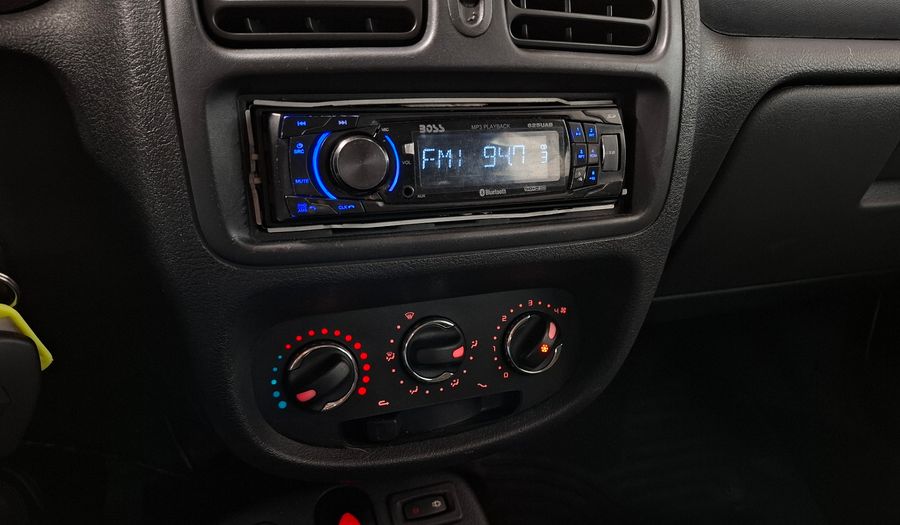 Renault Clio 1.1 MIO EXPRESSION PACK II MT Hatchback 2013