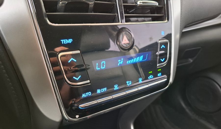 Toyota Yaris 1.5 XLS PACK CVT Sedan 2019