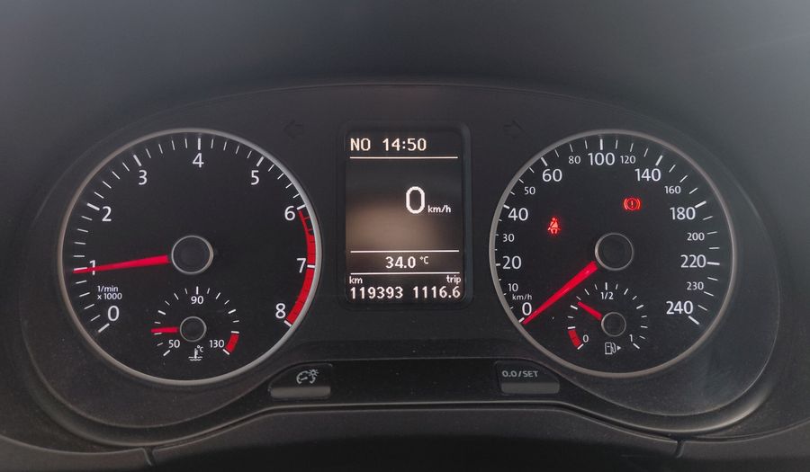 Volkswagen Suran 1.6 16V HIGHLINE Wagon 2016