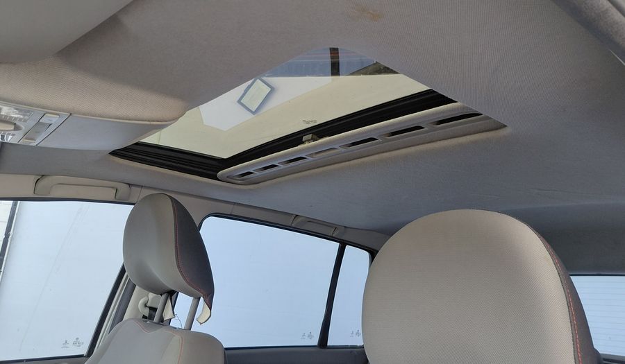 Volkswagen Suran 1.6 16V HIGHLINE Wagon 2016