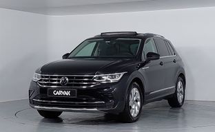Volkswagen • Tiguan