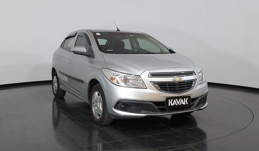 Chevrolet Onix MPFI LT Hatchback 2013
