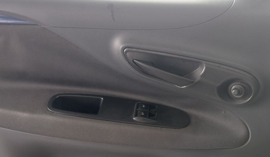 Fiat Punto 1.4 ATTRACTIVE 5P Hatchback 2013