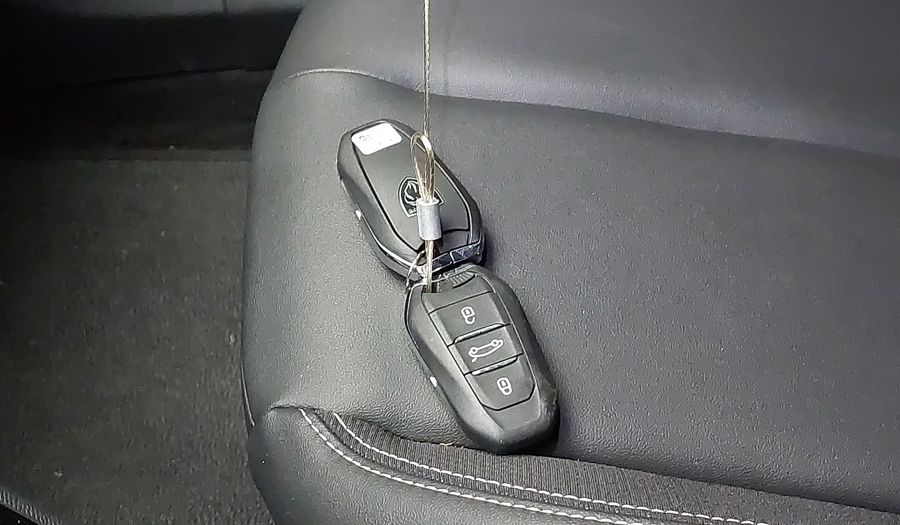 Peugeot 2008 1.0 T200 ALLURE AUTO Suv 2025