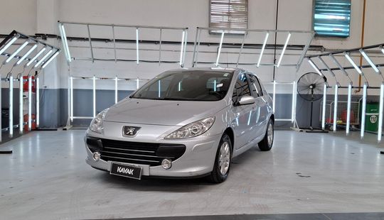 Peugeot • 307