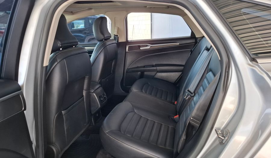 Ford Mondeo 2.0 SEL AUTO Sedan 2017