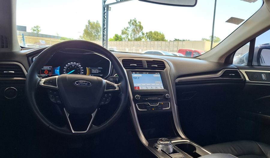 Ford Mondeo 2.0 SEL AUTO Sedan 2017