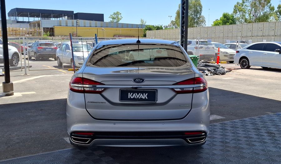 Ford Mondeo 2.0 SEL AUTO Sedan 2017