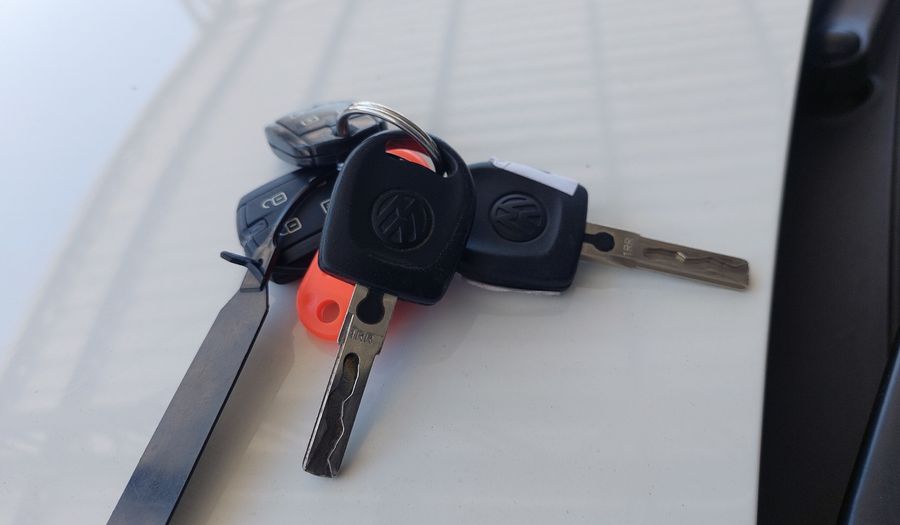 Volkswagen Up 1.0 TAKE UP Hatchback 2017