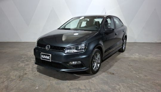 Volkswagen • Vento