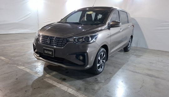 Suzuki • Ertiga