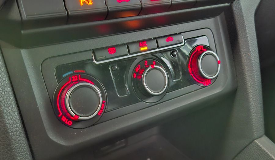 Volkswagen Amarok 2.0 TDI 180CV COMFORTLINE 4X2 Pickup 2017