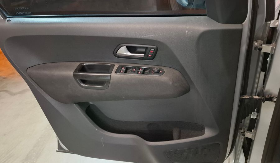 Volkswagen Amarok 2.0 TDI 180CV COMFORTLINE 4X2 Pickup 2017