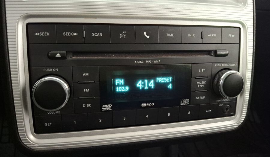 Dodge Journey 2.4 SXT 5 PASAJEROS Suv 2010