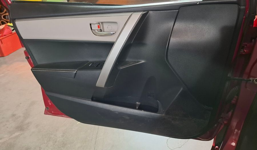 Toyota Corolla 1.8 XEI PACK Sedan 2015