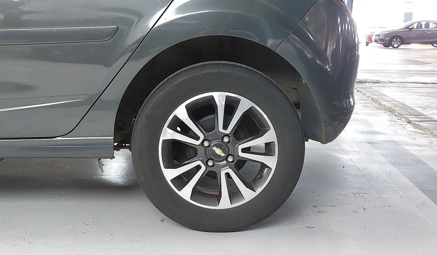 Chevrolet Onix 1.4 SPE/4 LTZ AUTO Hatchback 2016