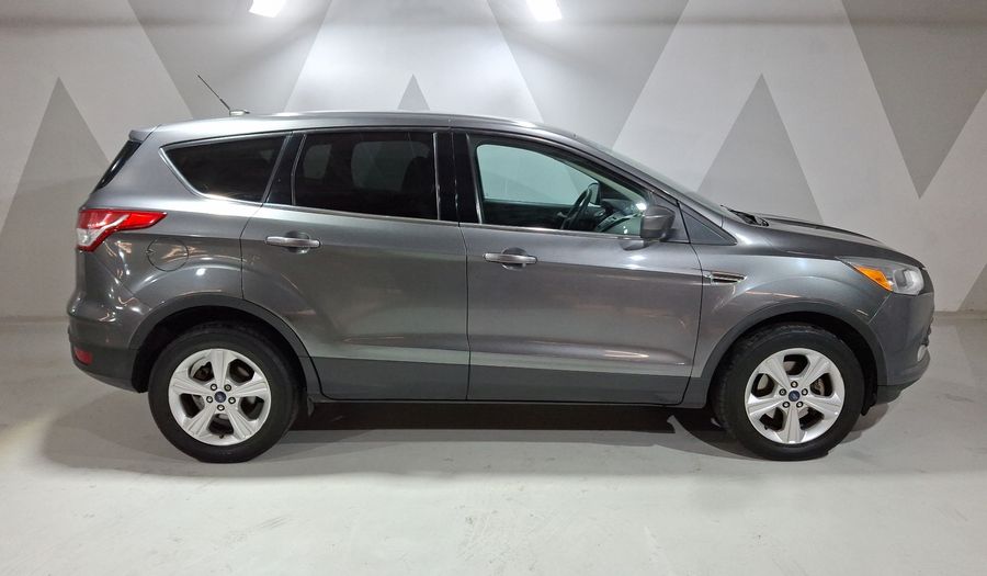 Ford Escape 2.5 SE I4 AT Suv 2013
