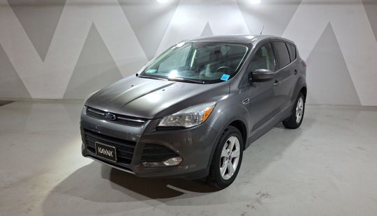 Ford • Escape