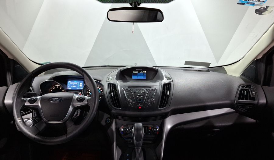 Ford Escape 2.5 SE I4 AT Suv 2013