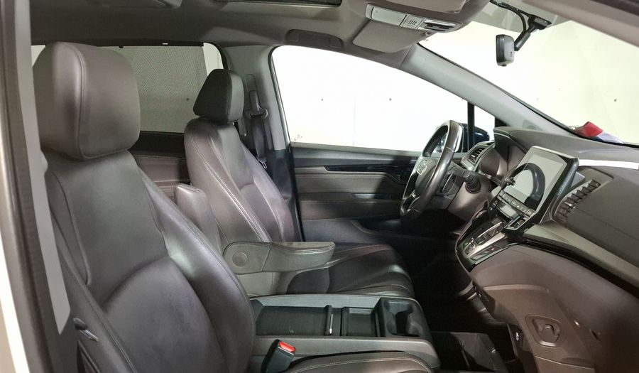 Honda Odyssey 3.5 TOURING AUTO Minivan 2018