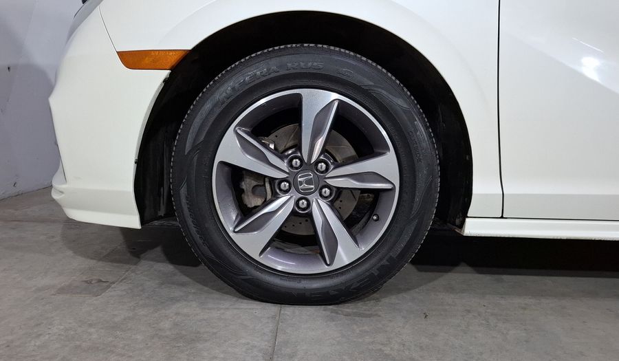 Honda Odyssey 3.5 TOURING AUTO Minivan 2018