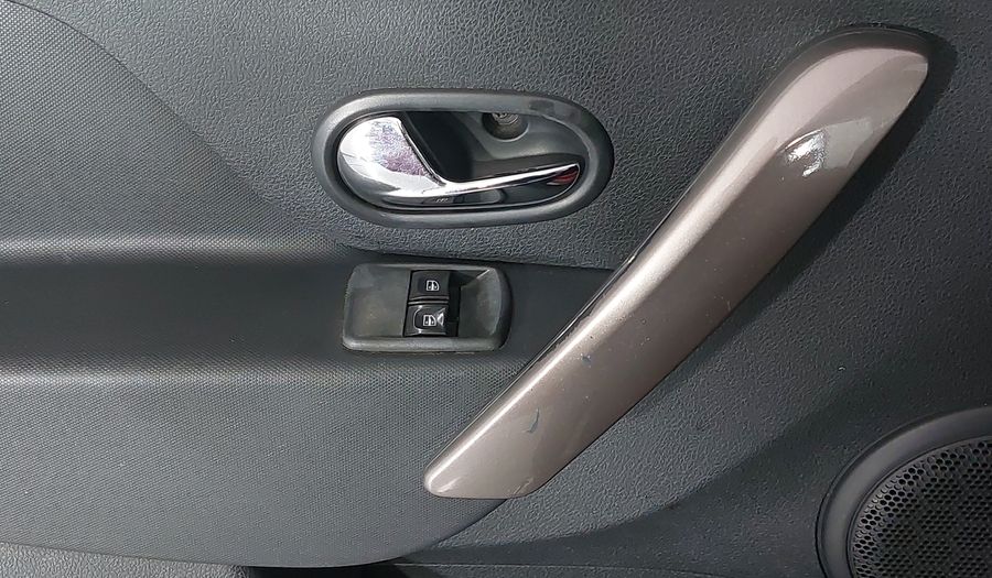 Renault Stepway 1.6 INTENS MT Hatchback 2018