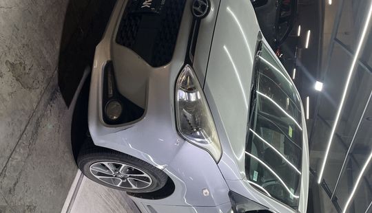 Hyundai • Grand i10