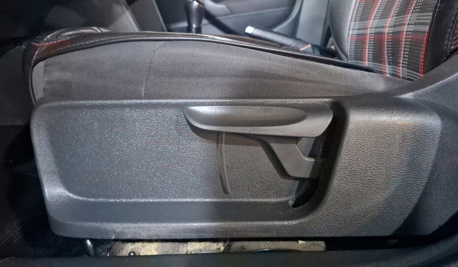 Volkswagen Polo 1.6 STD. Hatchback 2018