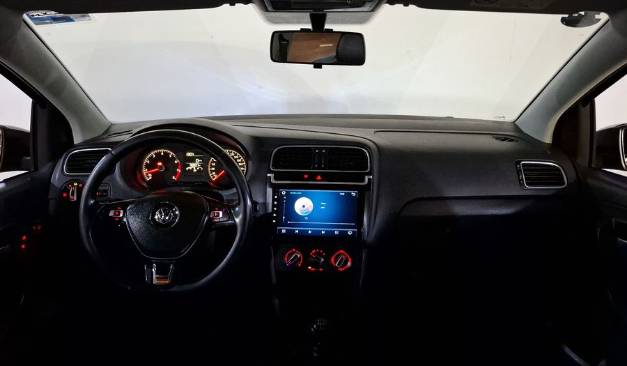 Volkswagen Polo 1.6 STD. Hatchback 2018