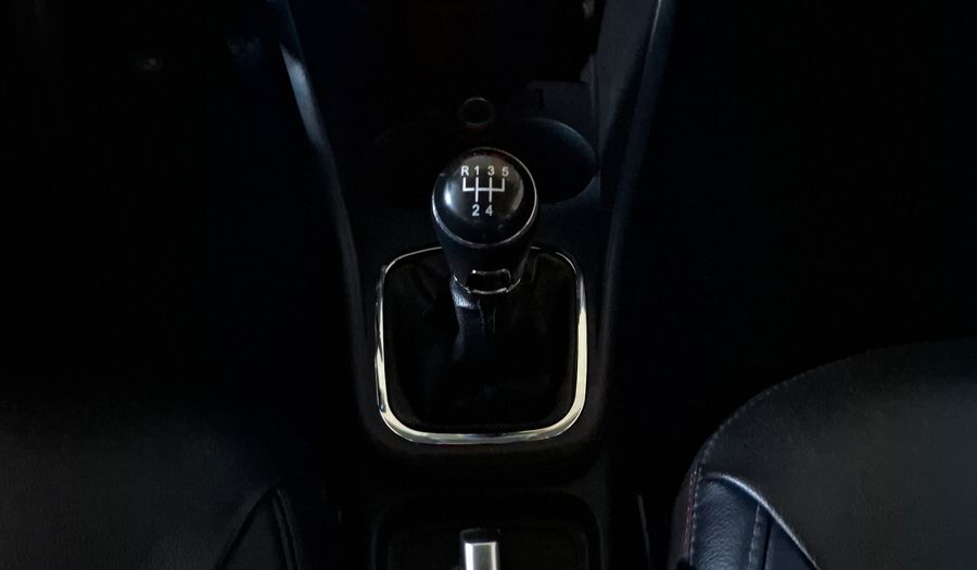 Volkswagen Polo 1.6 STD. Hatchback 2018