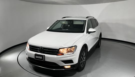 Volkswagen • Tiguan