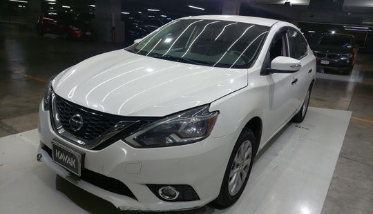 Nissan • Sentra