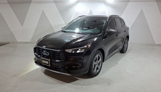 Ford • Escape