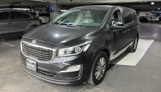 Kia • Sedona