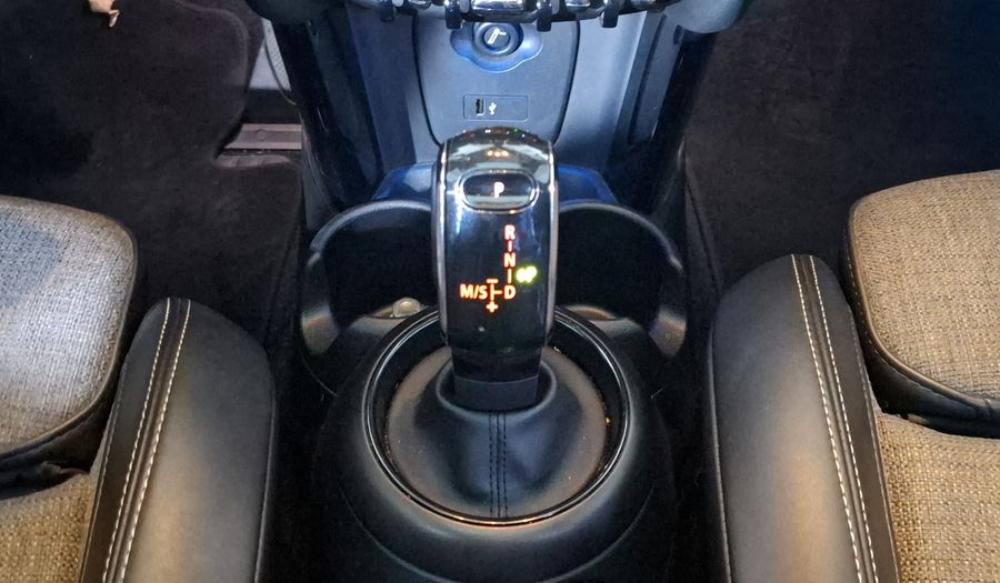 Mini Cooper 1.5 COOPER CHILI DCT Hatchback 2019