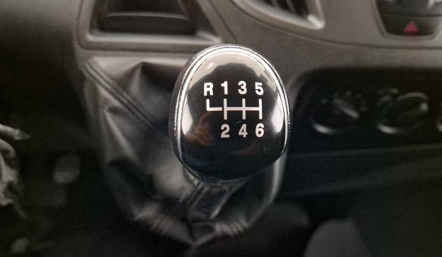 Ford Transit 2.2 DIESEL VAN LARGA AA Van 2020