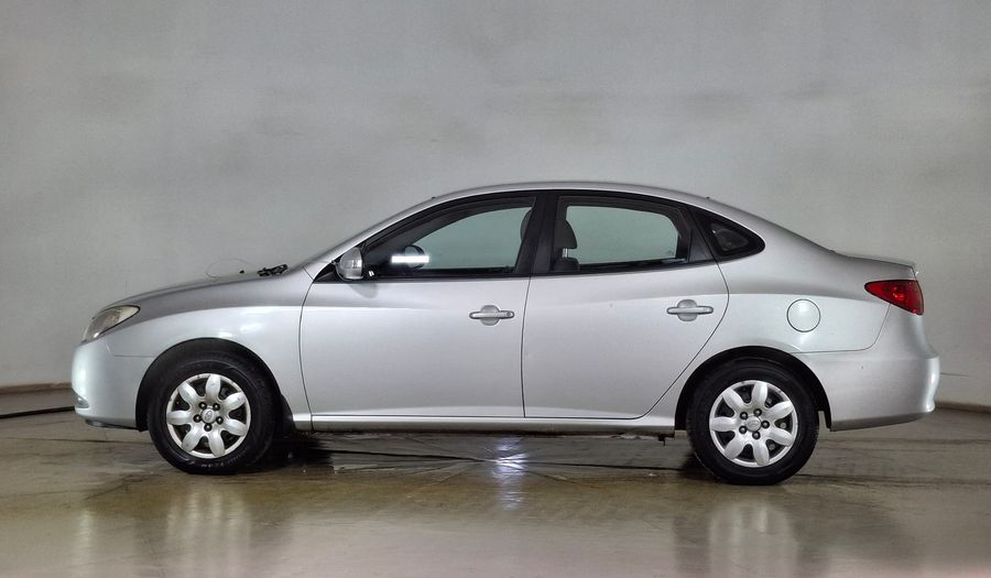 Hyundai Elantra 1.6 HD GLS AC 2AB Sedan 2011