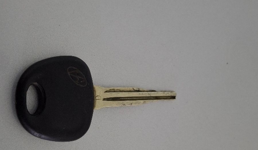 Hyundai Elantra 1.6 HD GLS AC 2AB Sedan 2011