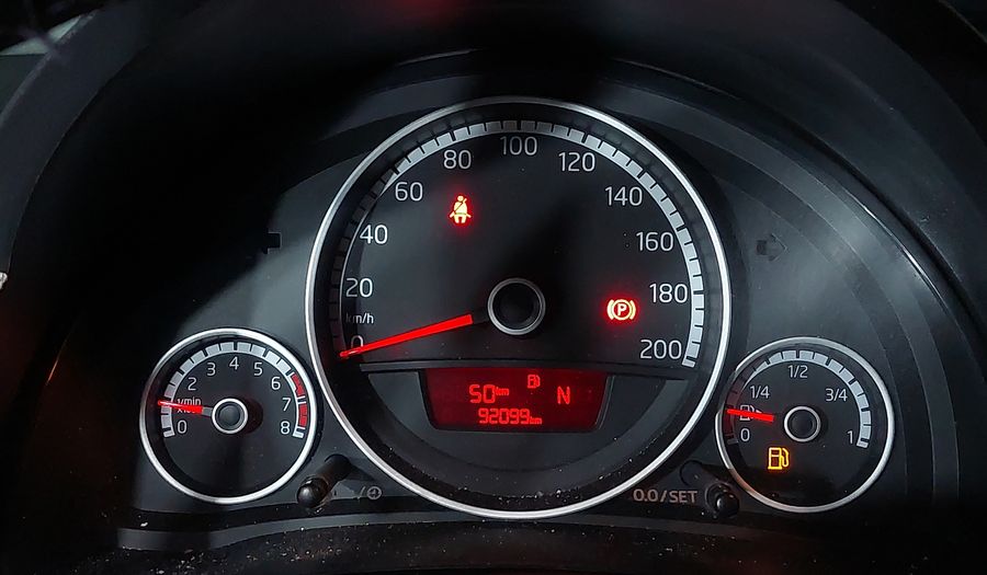 Volkswagen Up 1.0 12V E-FLEX MOVE UP! I-MOTION Hatchback 2016